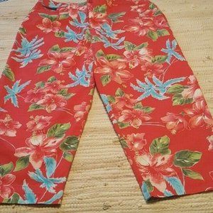 Erika Size 8 Capris Sunny Floral Straight Leg Red Floral Capris 26 W x 19 L